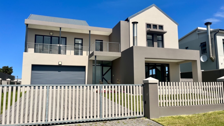 3 Bedroom Property for Sale in Welgelegen Western Cape